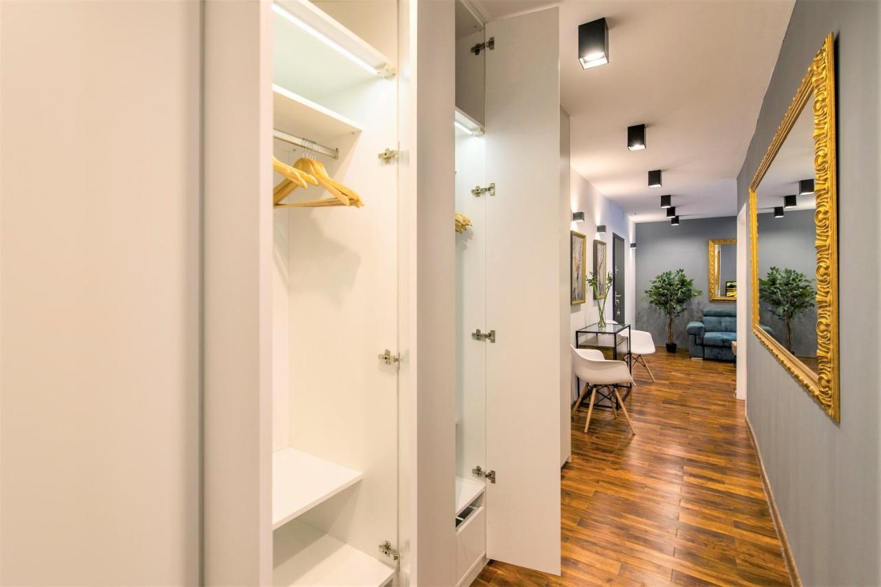 Galeria Italiana Apartment